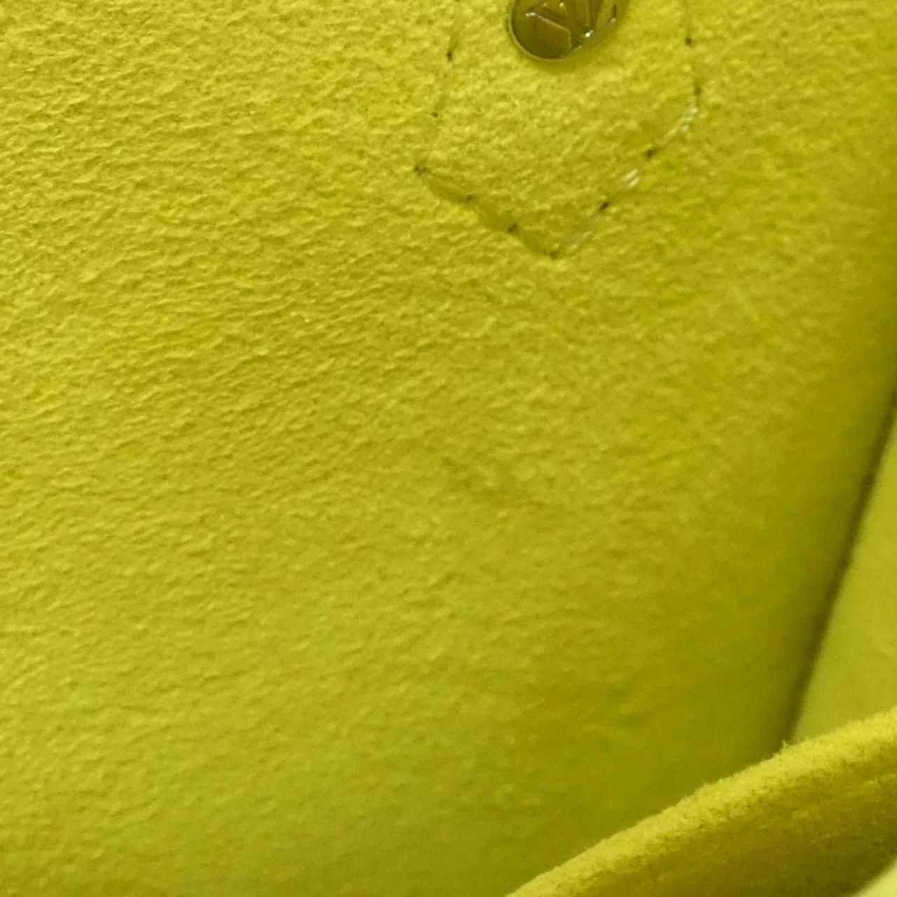 Louis Vuitton Epi Petite Sac Plat — view 9