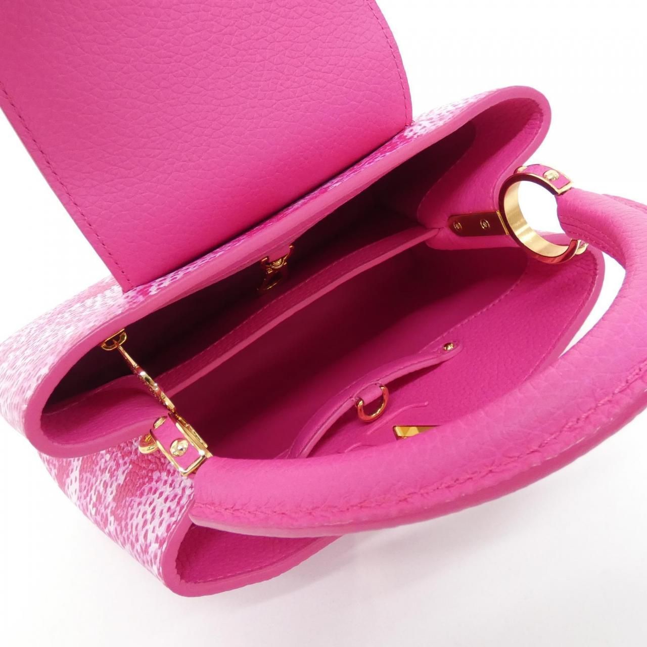 Louis Vuitton Infinity Net Capucines BB — view 6