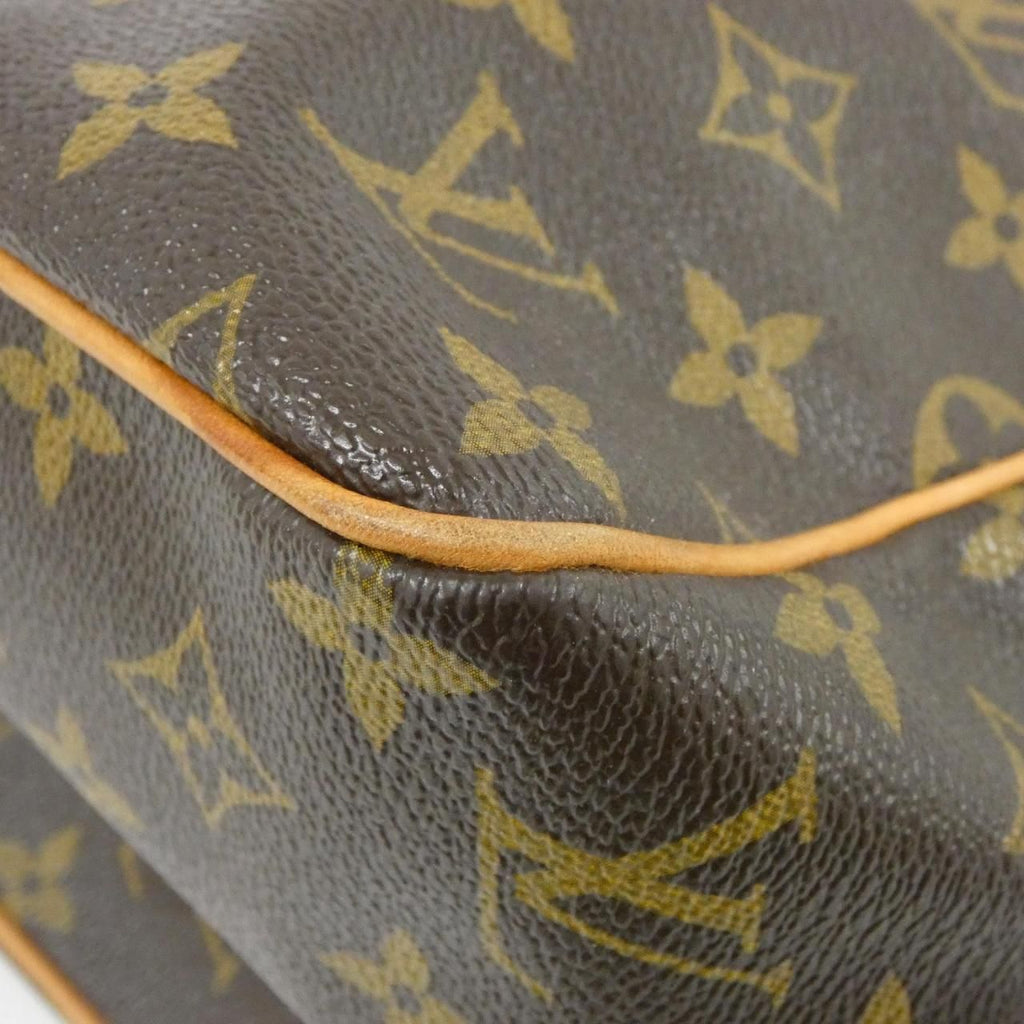 Louis Vuitton Monogram Batignolles Vertical Shoulder — view 3