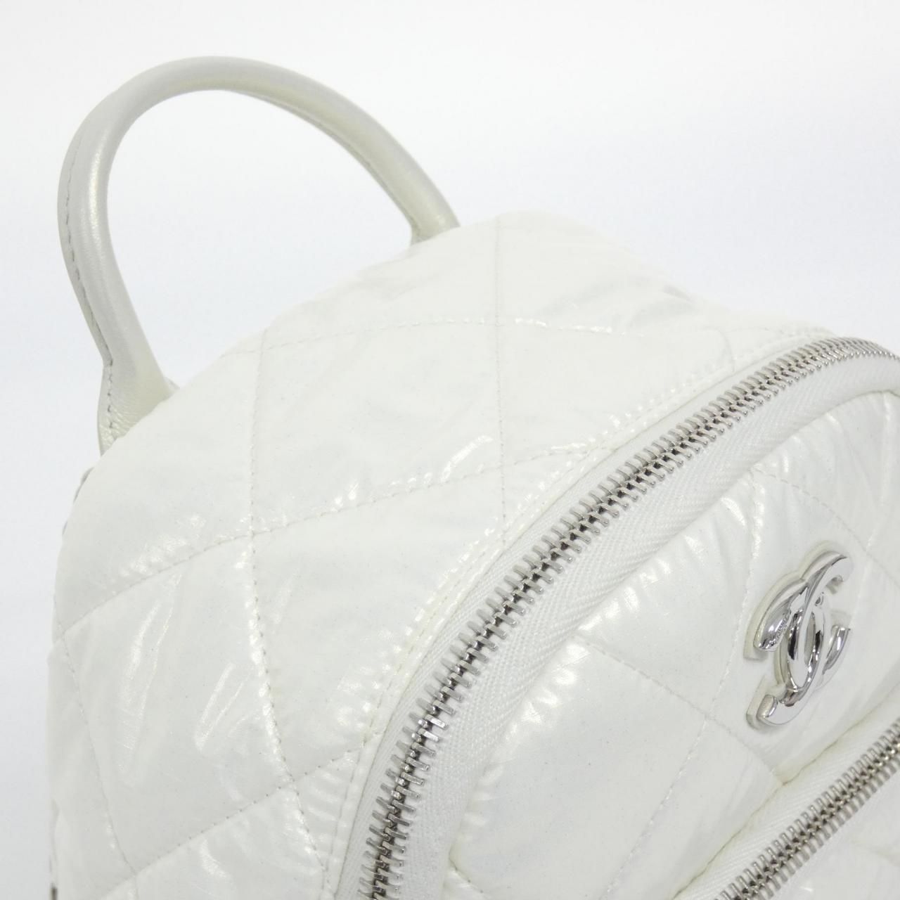 Chanel Backpack White — view 4