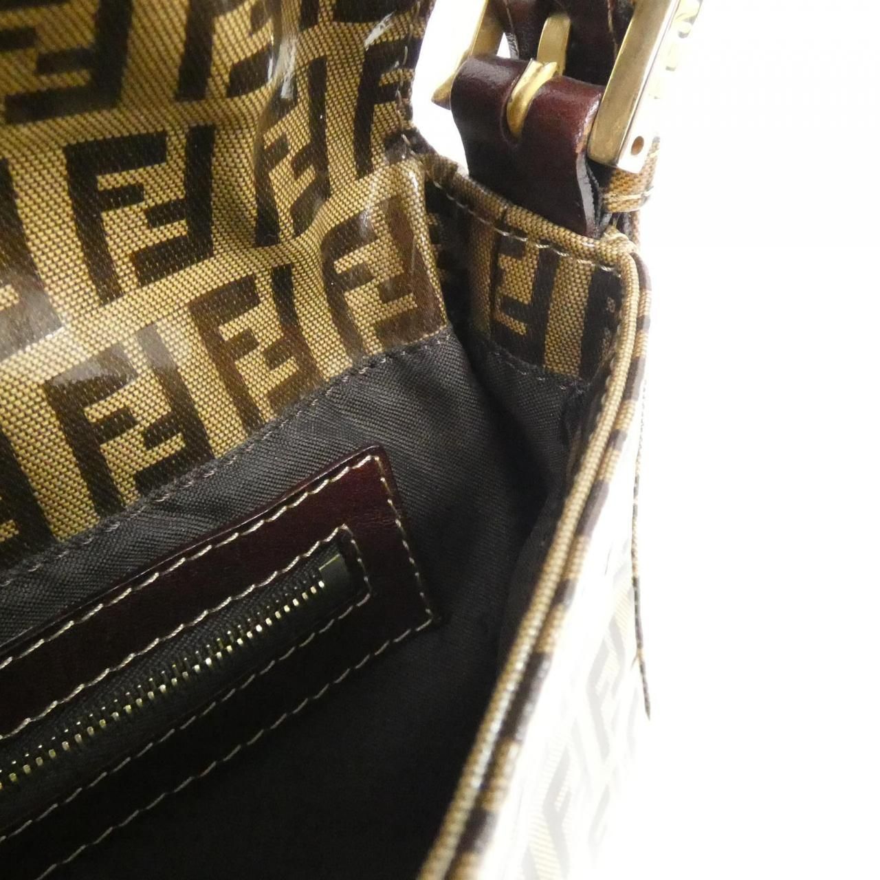 Fendi Vintage Baguette Shoulder — view 7