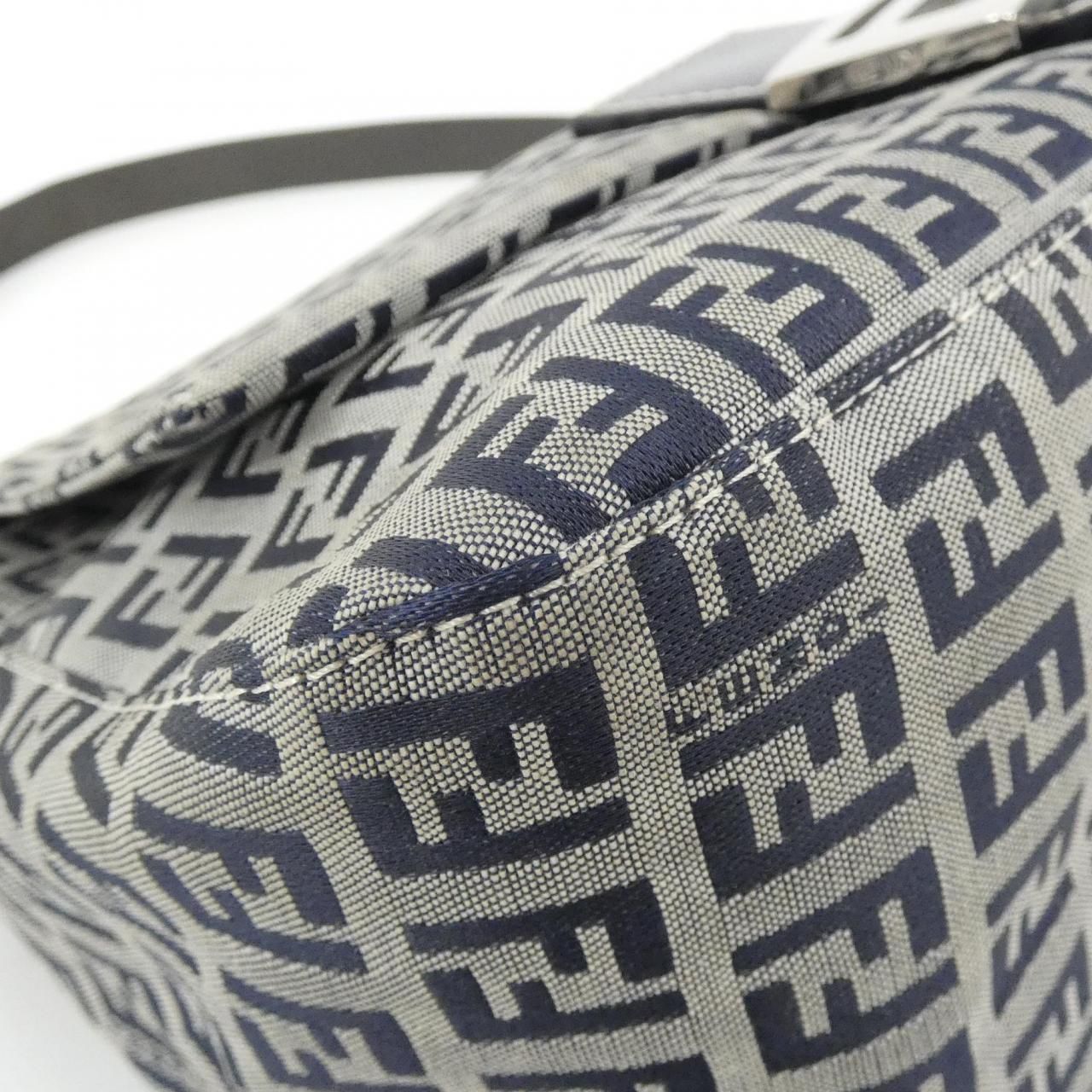 Fendi Vintage Mamma Baguette Shoulder — view 3