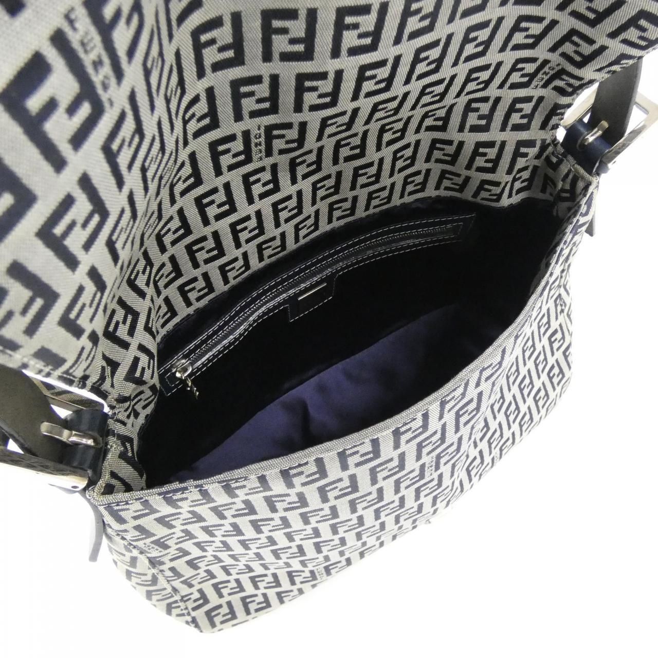 Fendi Vintage Mamma Baguette Shoulder — view 7