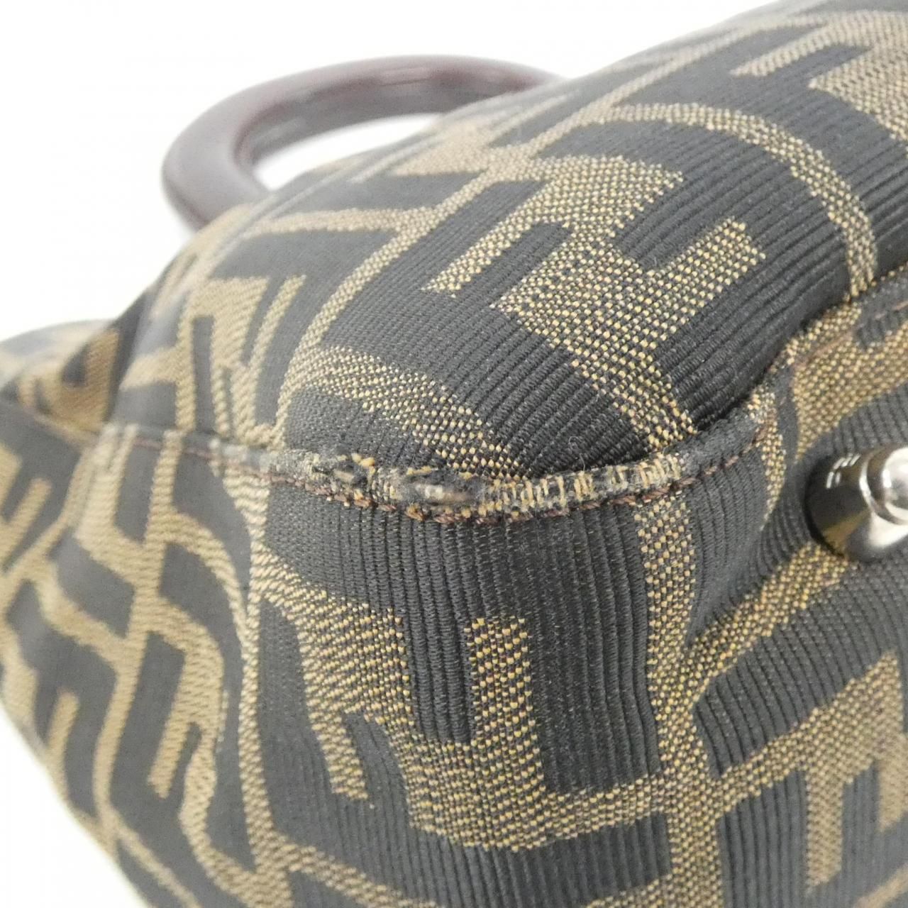 Fendi Vintage Bag Handbag Silver — view 2