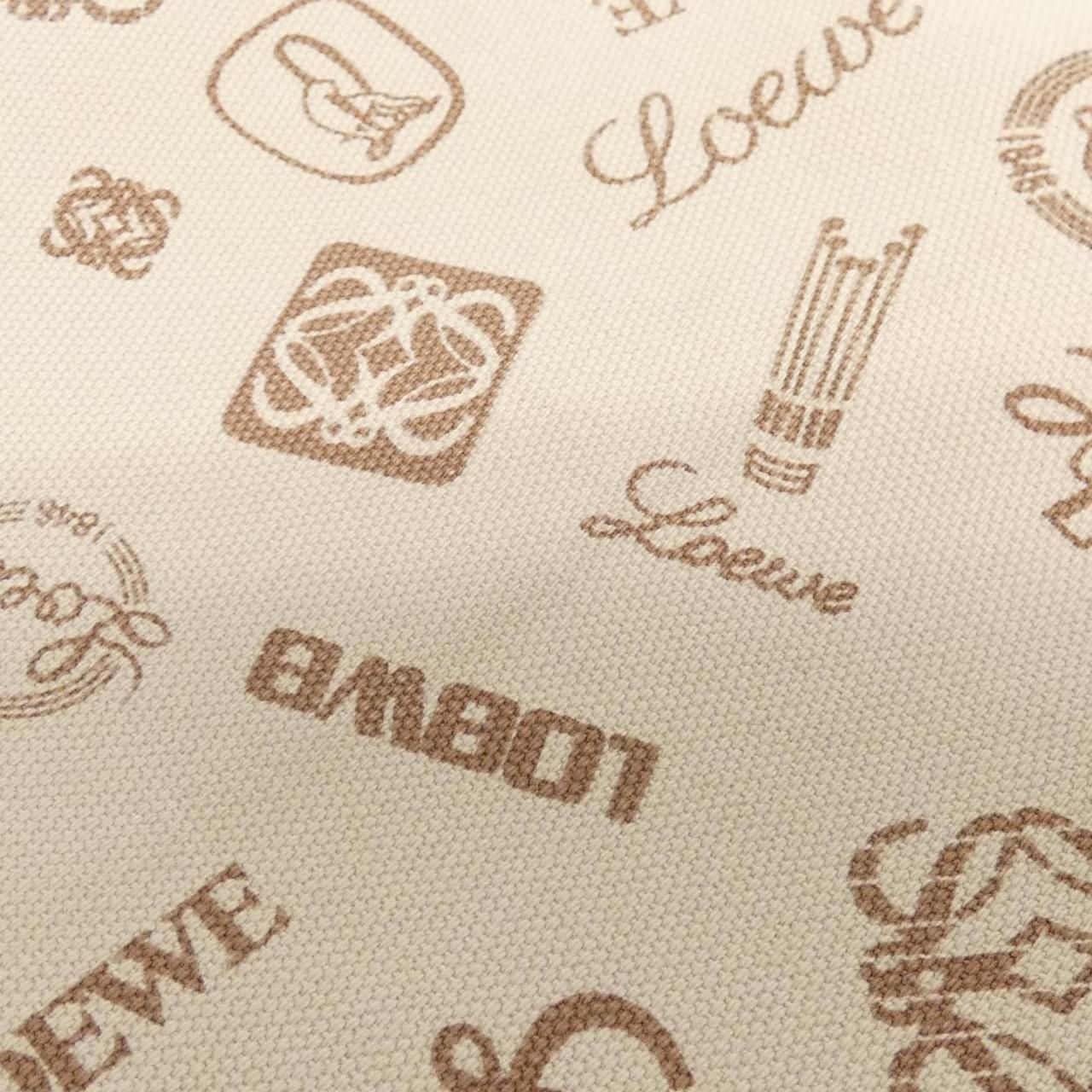 Loewe Vintage Shoulder — view 4