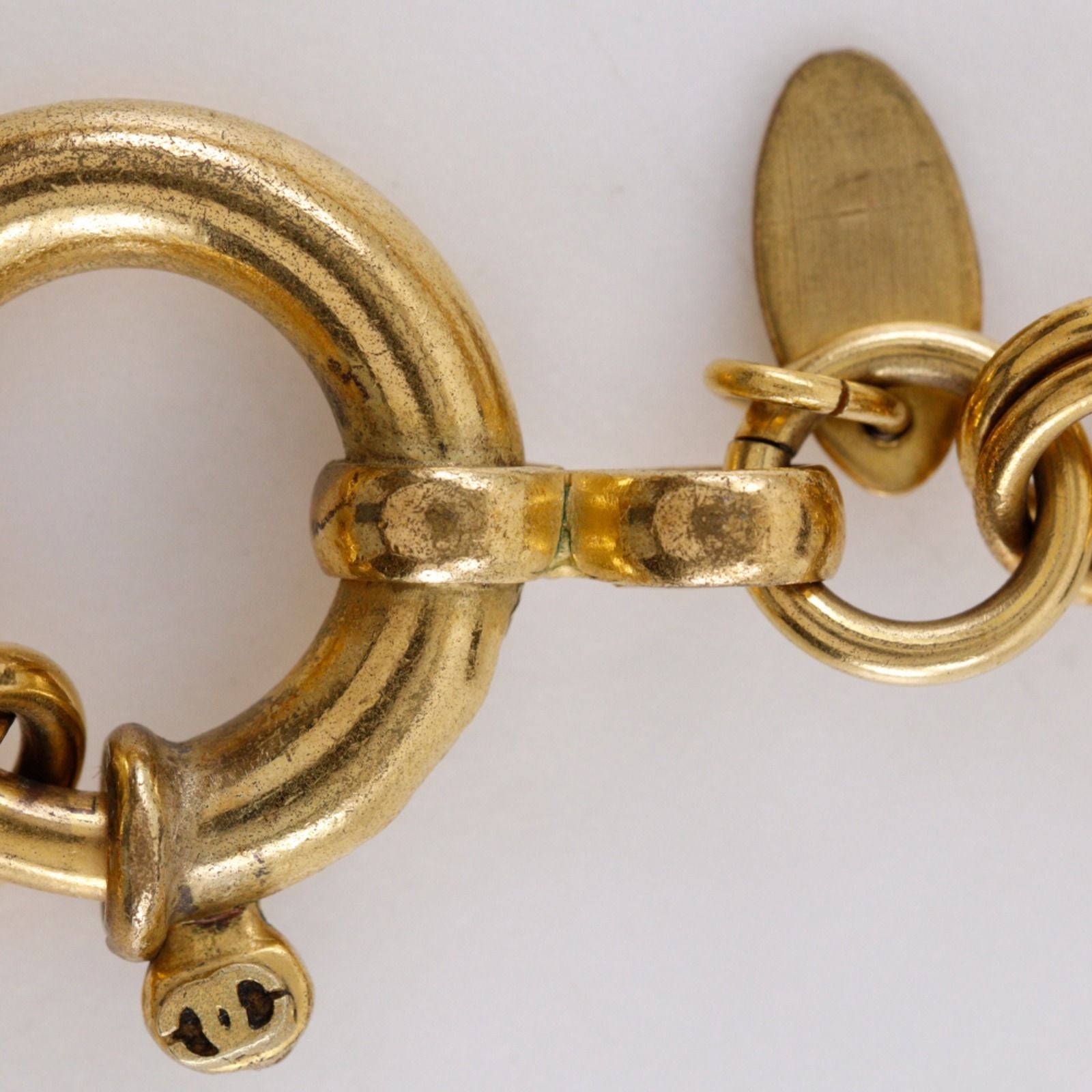 Chanel CC Logo Vintage Gold Plated Necklace — view 6