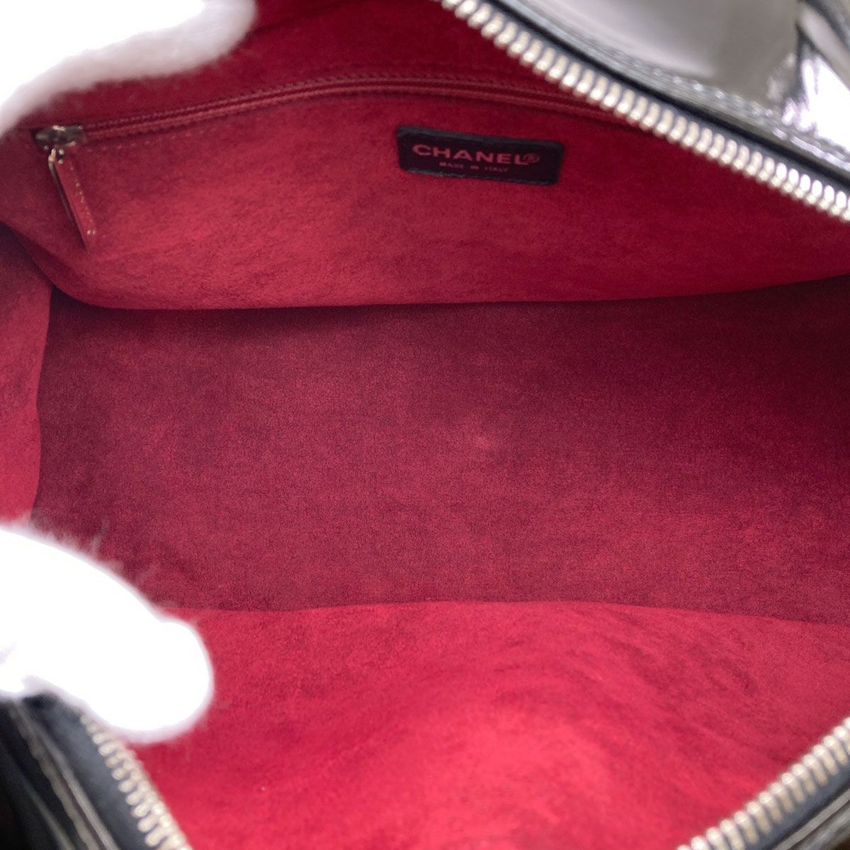 Chanel Choco Bar CC Logo Silver Tote Patent Leather — view 5