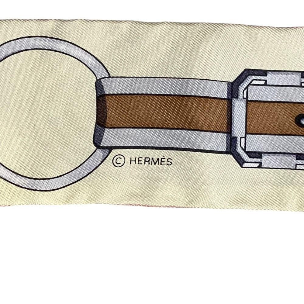 Hermes Grand Tralala Silk Twill Scarf Pink Beige Secondhand — view 7
