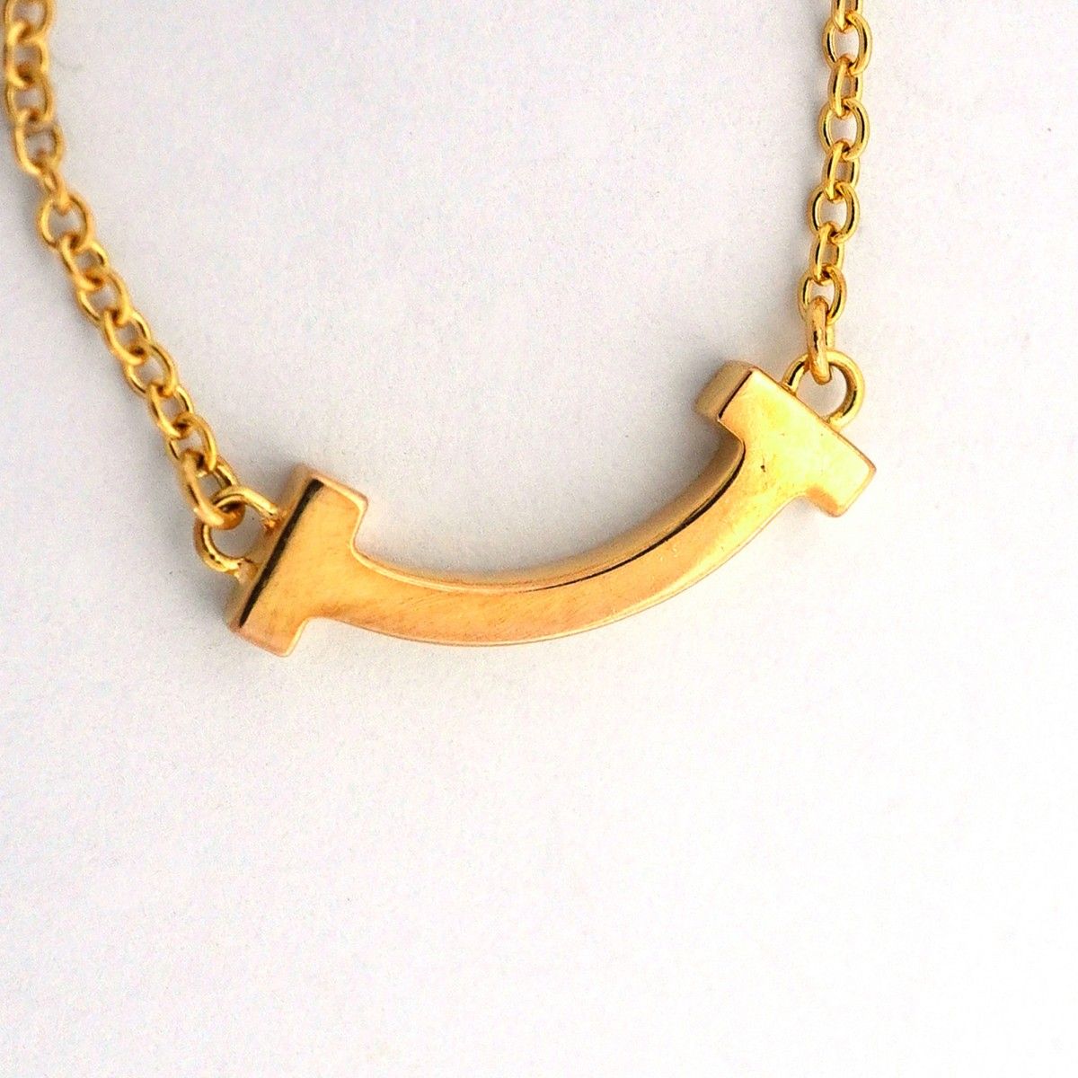 Tiffany & Co Necklace T Smile Mini 18k Yellow Gold — view 8
