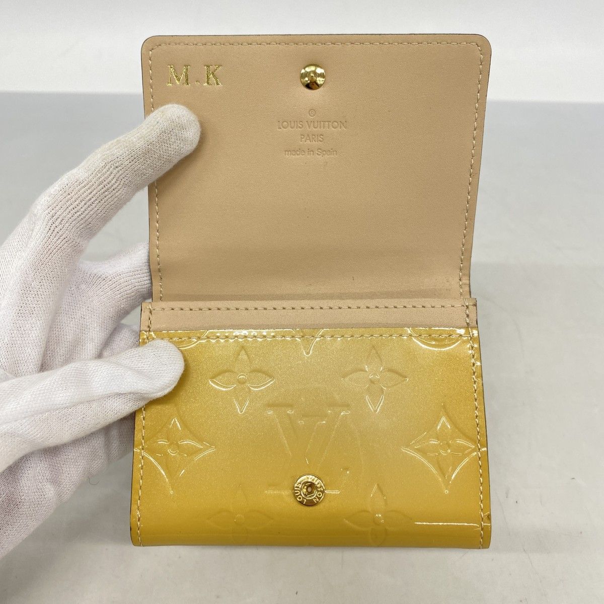 Louis Vuitton Business Card Holder Vernis Dune — view 3