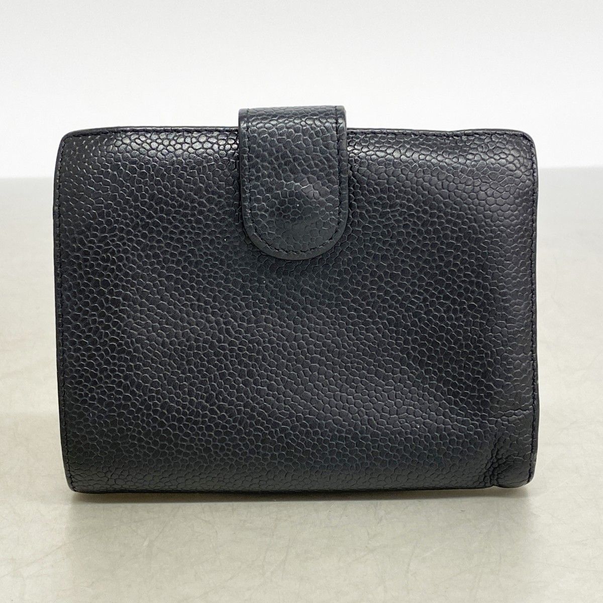 Chanel Wallet Caviar Leather Black Gold — view 9
