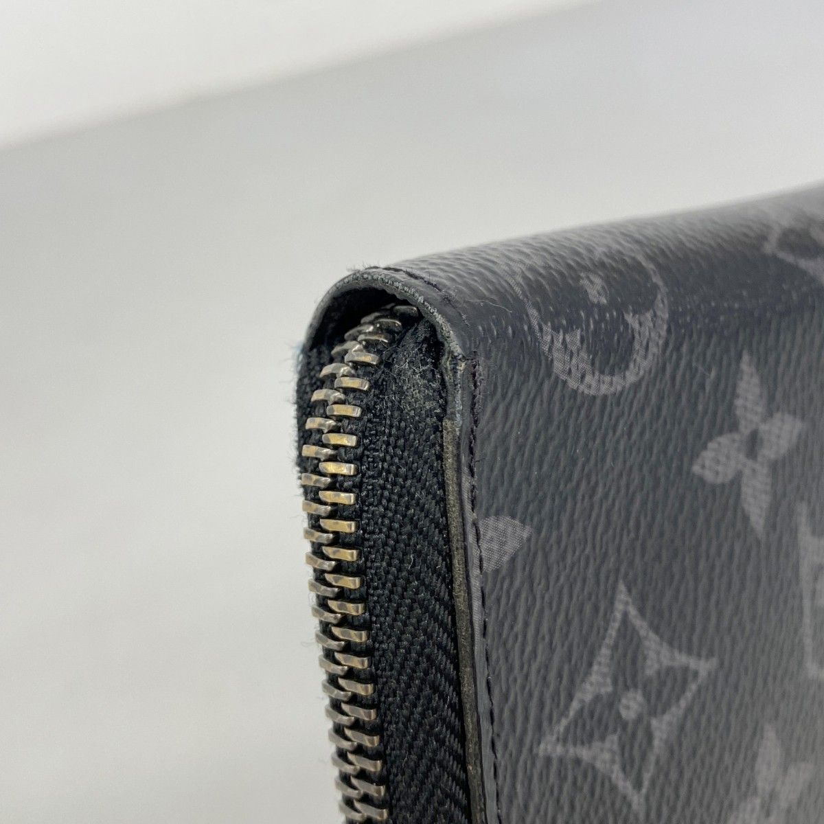 Louis Vuitton Wallet Monogram Eclipse Zippy Vertical Black — view 6