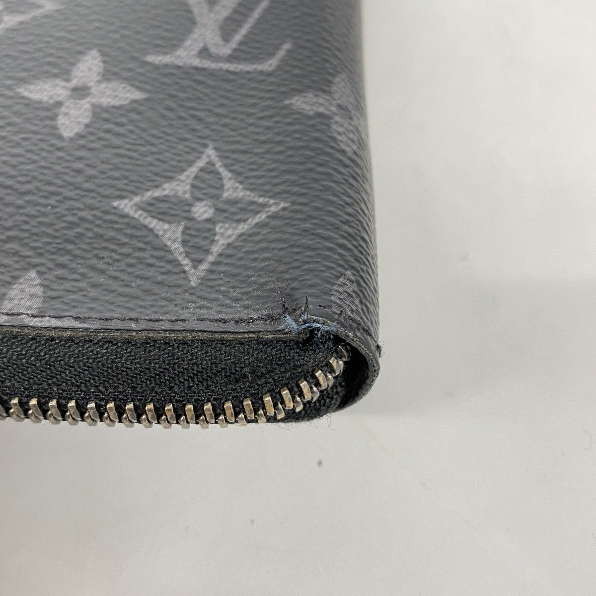 Louis Vuitton Wallet Monogram Eclipse Zippy Vertical Black — view 5