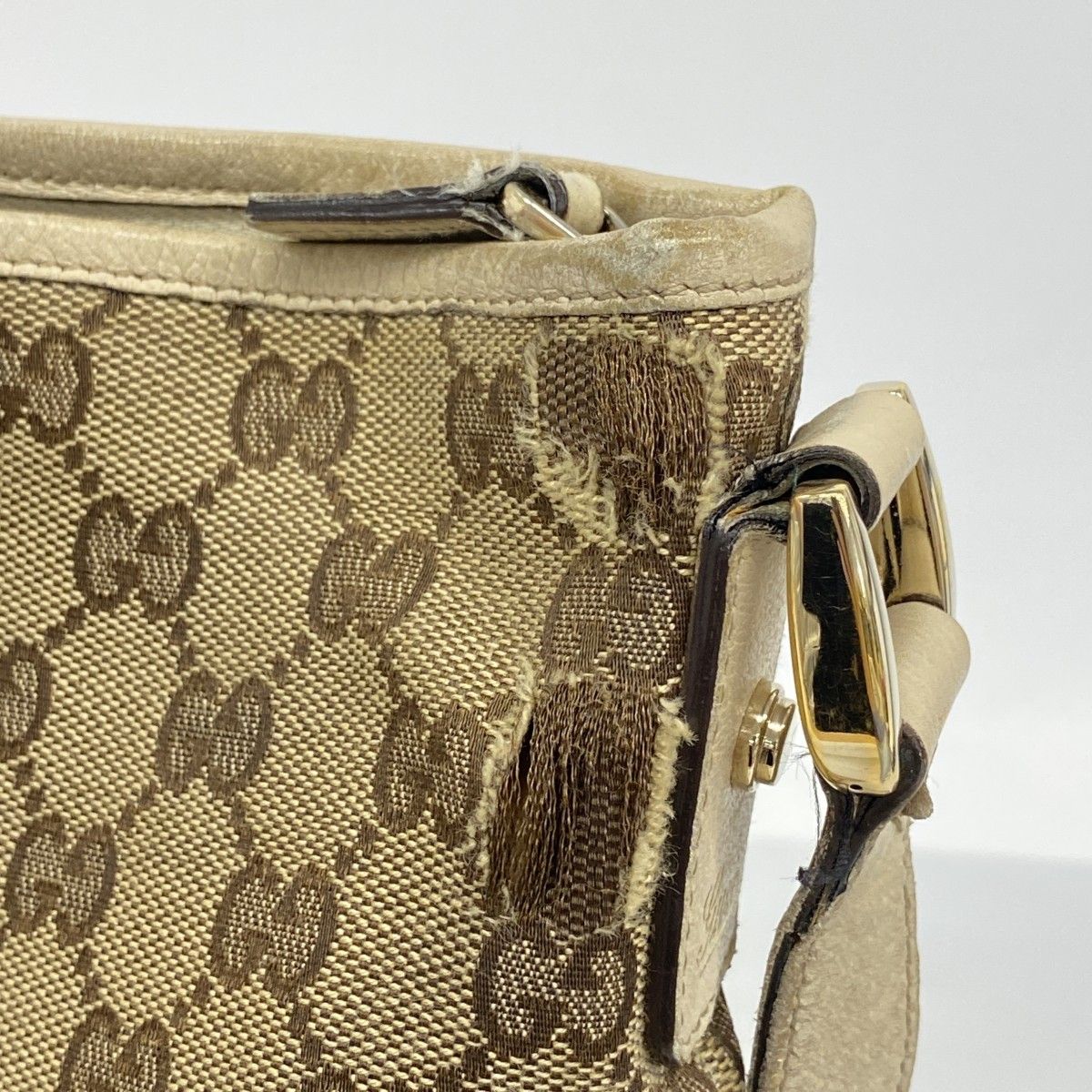 Gucci Shoulder Bag GG Canvas Abbey Brown Champagne Gold — view 6