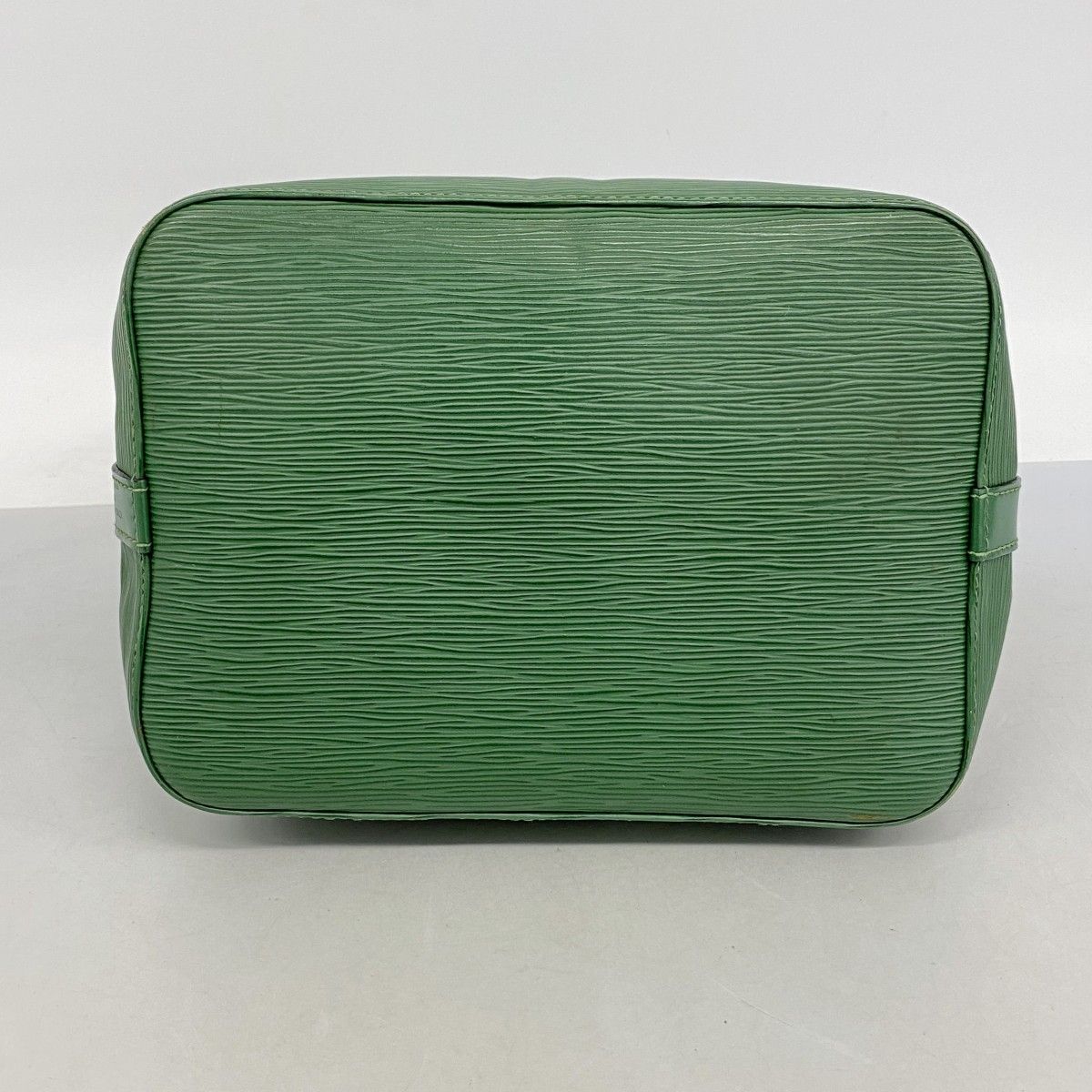 Louis Vuitton Shoulder Bag Epi Petit Noe Borneo Green — view 3