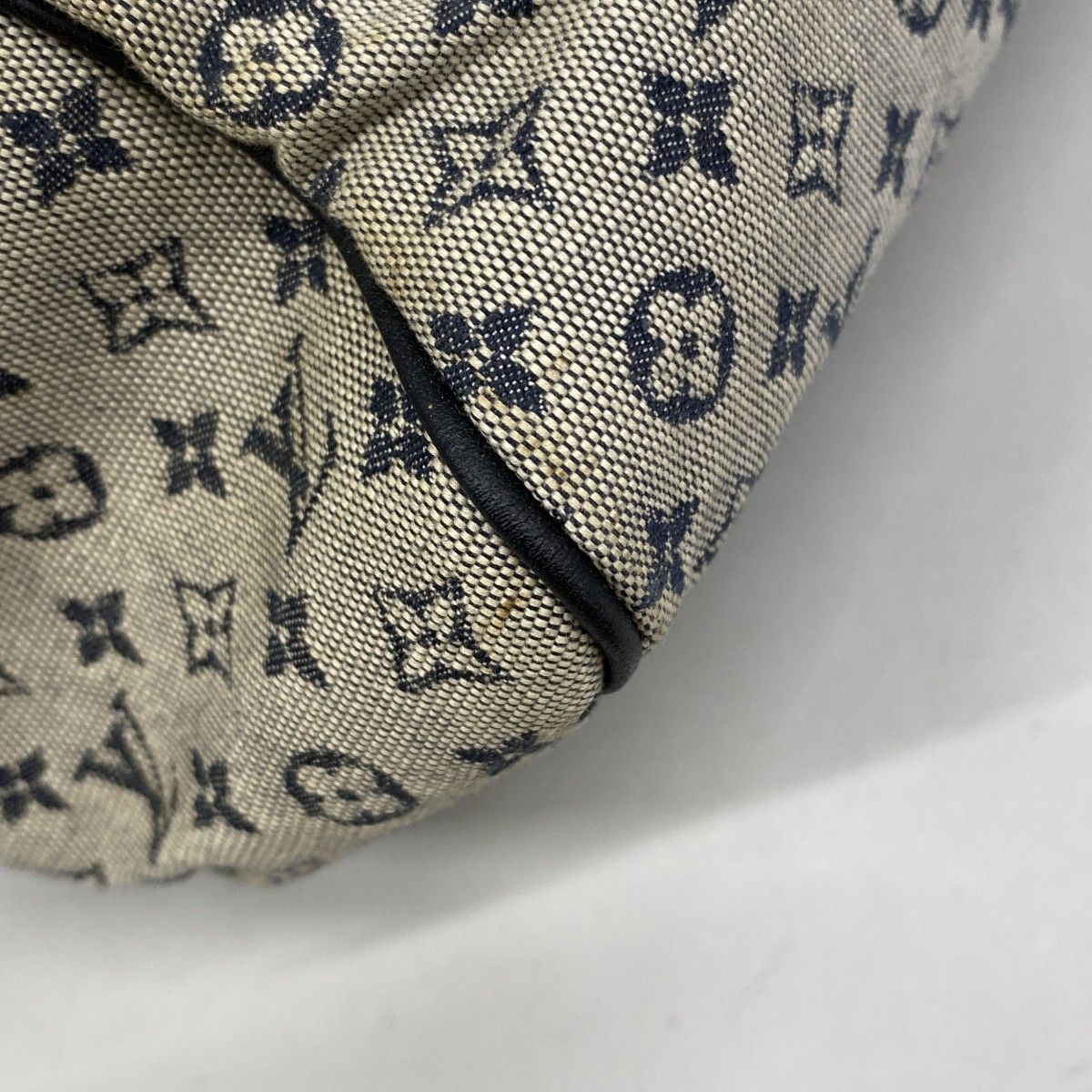 Louis Vuitton Handbag Monogram Mini Josephine GM Blue — view 7