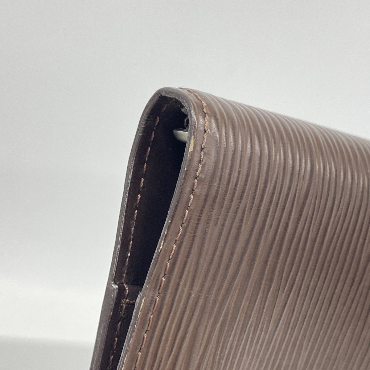 Louis Vuitton Notebook Cover Epi Agenda PM Mocarre — view 7
