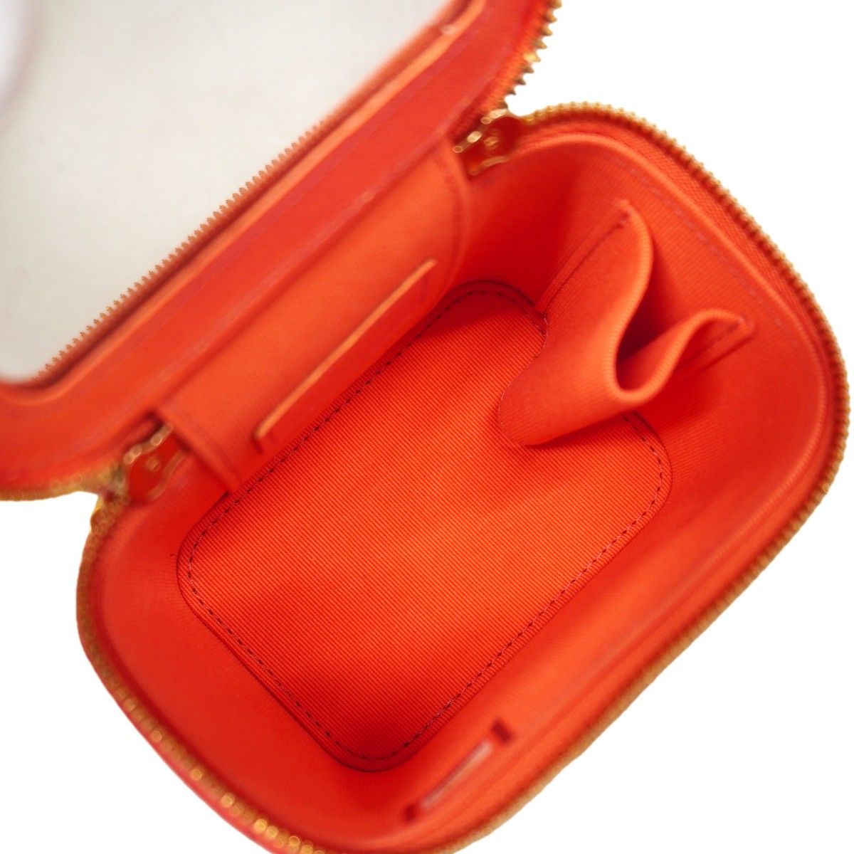 Chanel Vanity Bag Quilted Lambskin Salmon Pink Gold — view 4