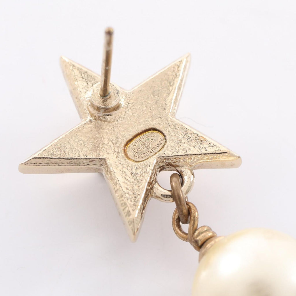Chanel Earrings CC Logo Star Gold — view 3