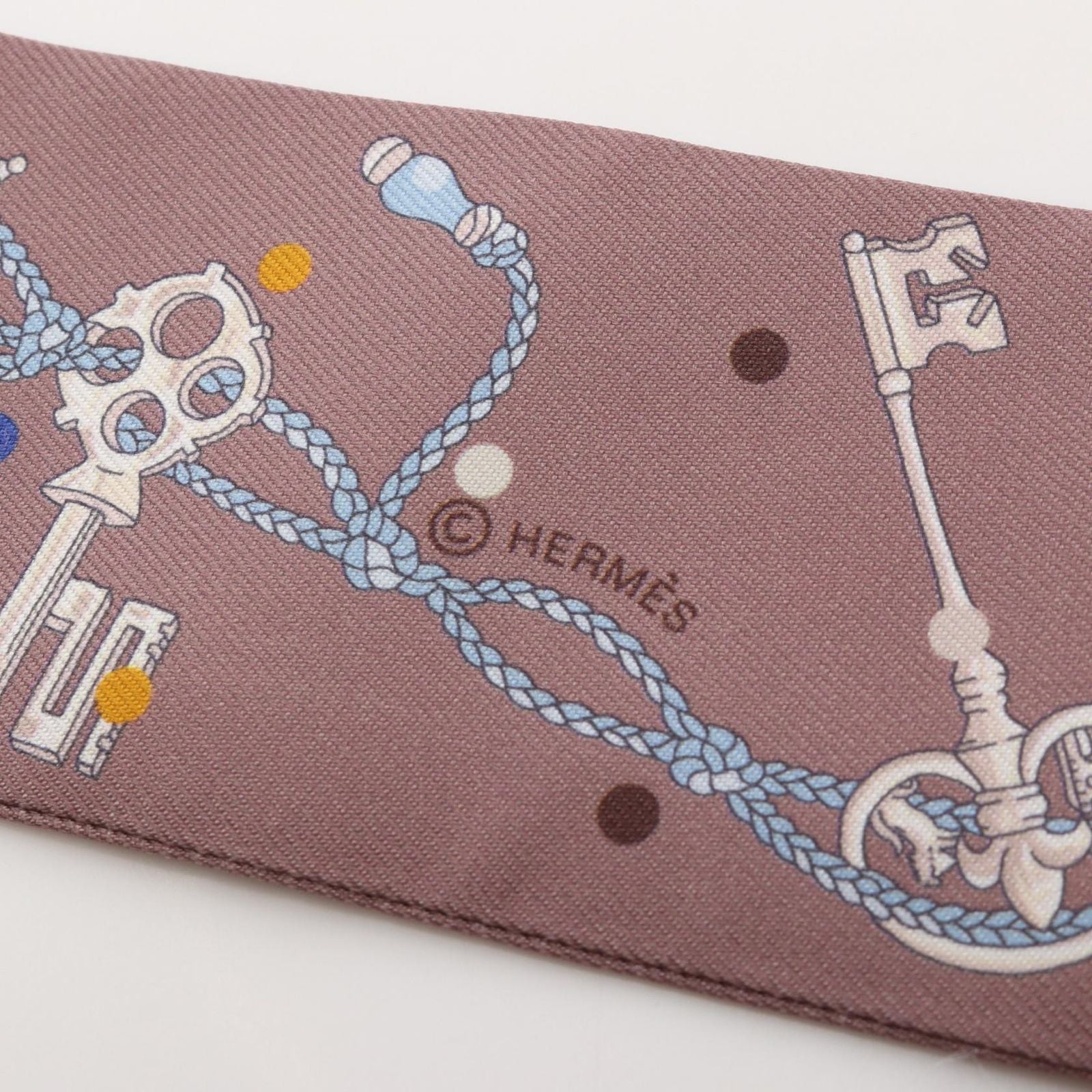 Hermes Scarf Twill les Cles a Pois Ribbon Brown Glace Silk — view 4
