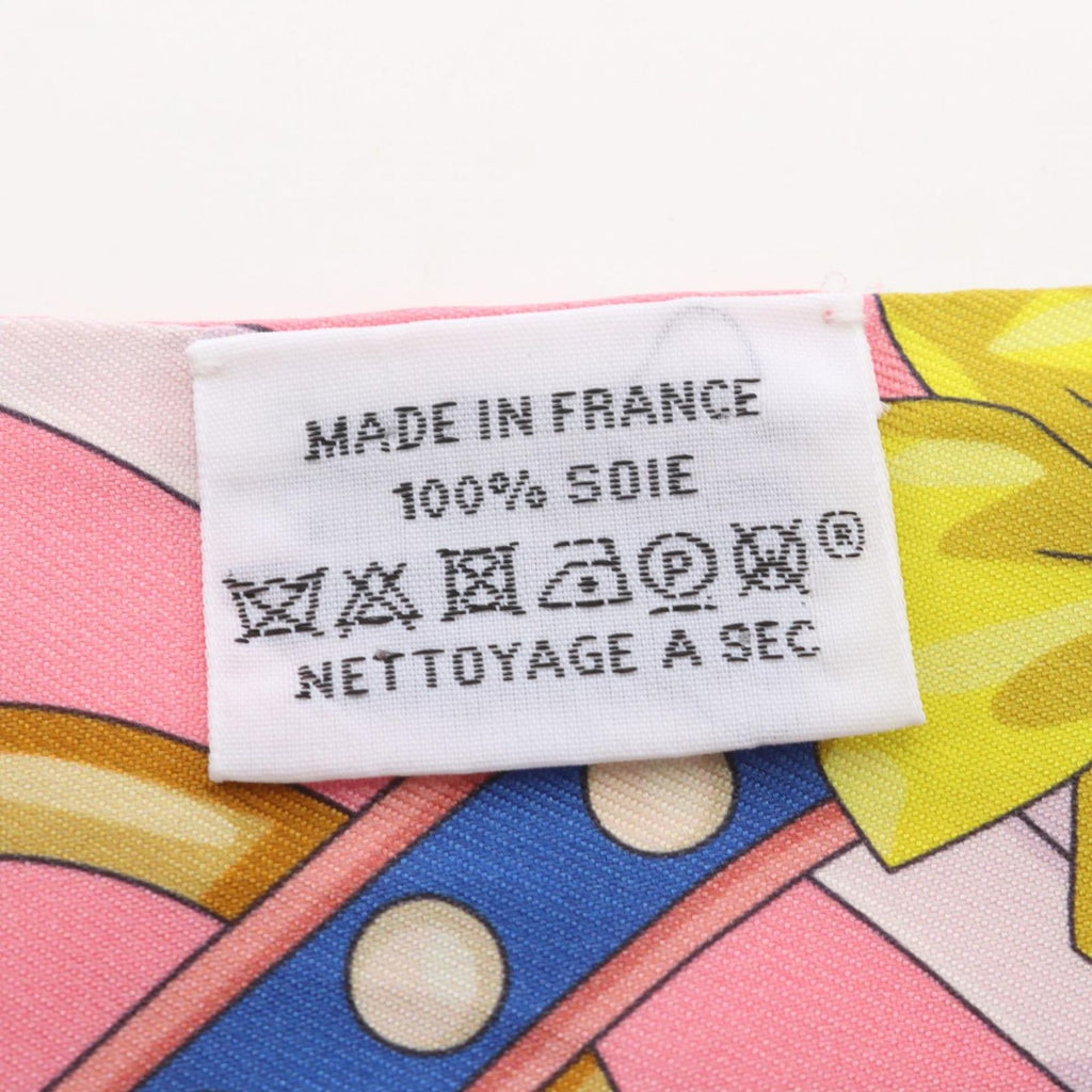 Hermes Scarf Twill Harnais de Coeur Ribbon Pink Silk — view 5