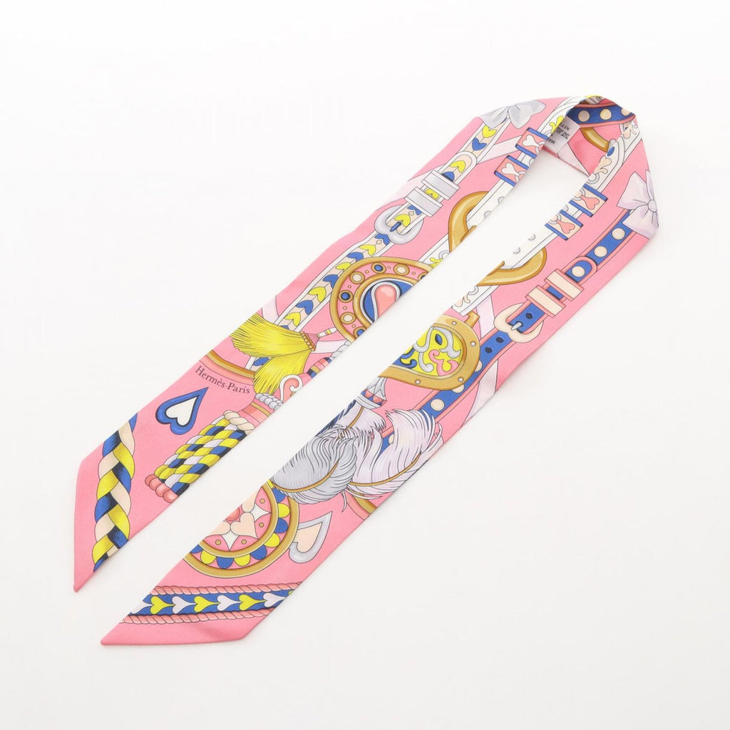 Hermes Scarf Twill Harnais de Coeur Ribbon Pink Silk — view 2