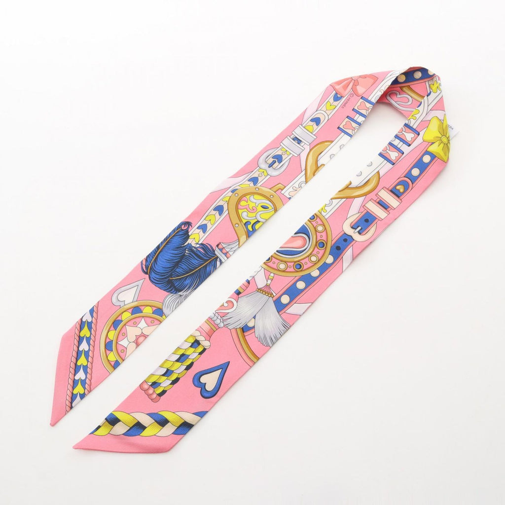 Hermes Scarf Twill Harnais de Coeur Ribbon Pink Silk — view 3