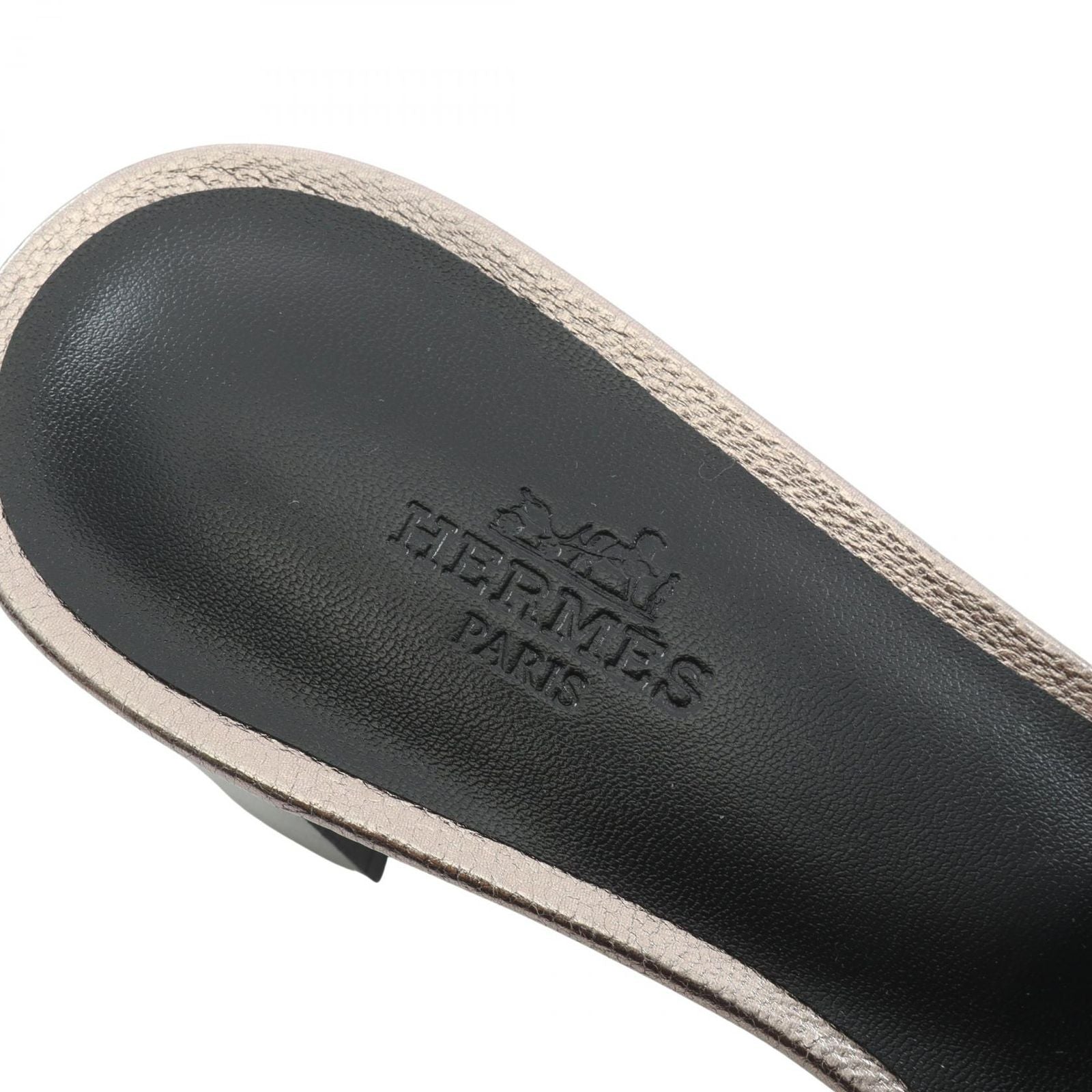 Hermes Mules Oasis Leather Sandals — view 5