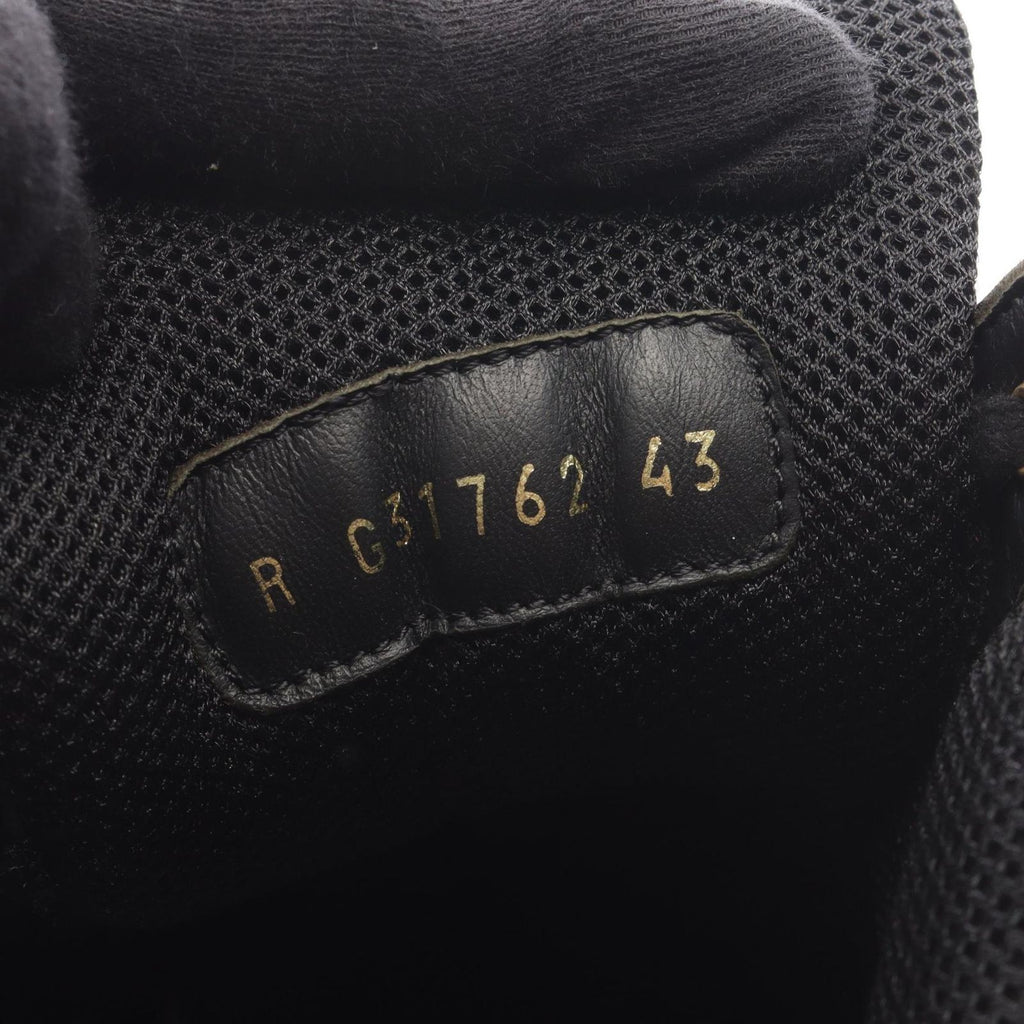 Chanel Sneakers CC Logo Leather High — view 7