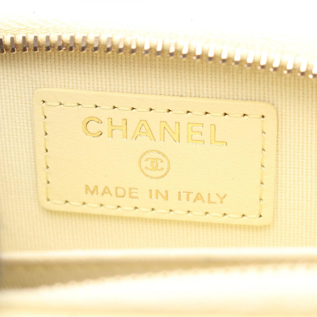 Chanel Coin Case 19 Dizeneuf Quilted Light Yellow Lambskin 19 — view 4