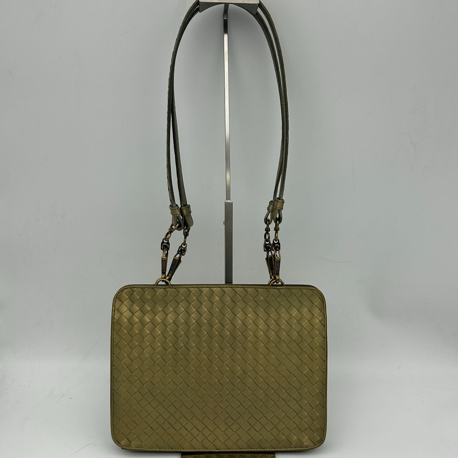 Bottega Veneta Intrecciato Shoulder Bag Leather Gold