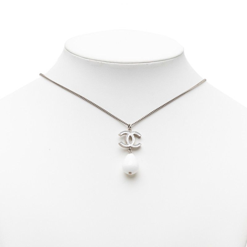 Chanel CC Logo Teardrop Chain Pendant 10 Silver White Metal Plastic — view 5