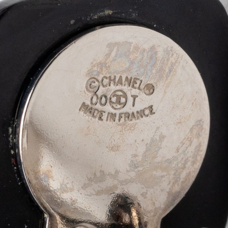 Chanel CC Logo Keycap Motif Earrings 00 Black Plastic Metal — view 3
