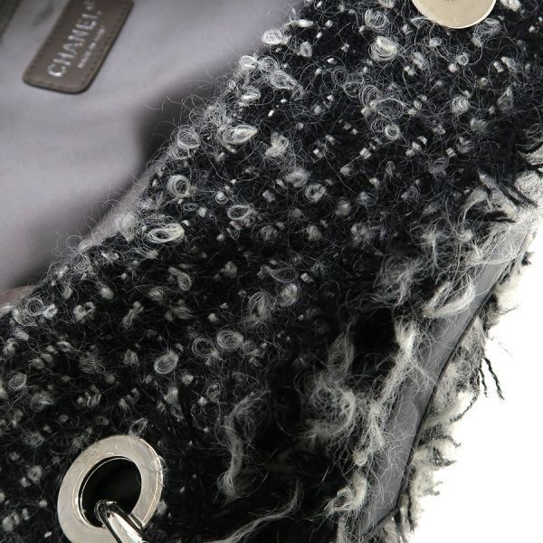 Chanel Chain Messenger — view 8