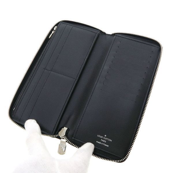 Louis Vuitton Taiga Zippy Wallet Vertical — view 3