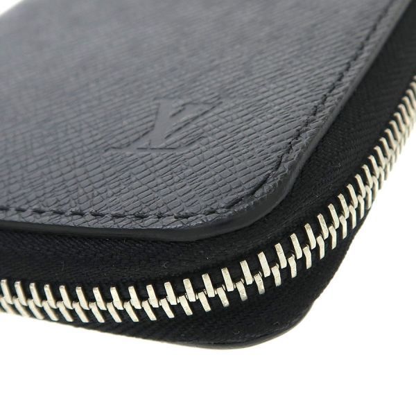 Louis Vuitton Taiga Zippy Wallet Vertical — view 8