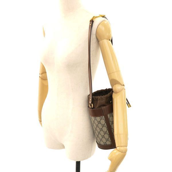 Gucci Horsebit Small Bucket — view 9