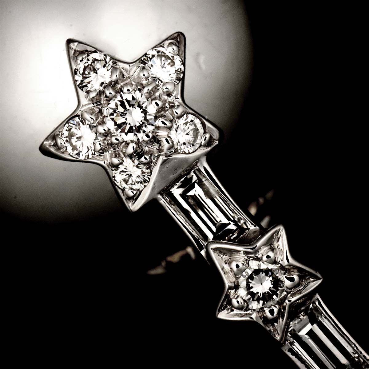 Chanel Comet Ring White Butterfly Pearl Diamond 18k WG White Gold 750 — view 8