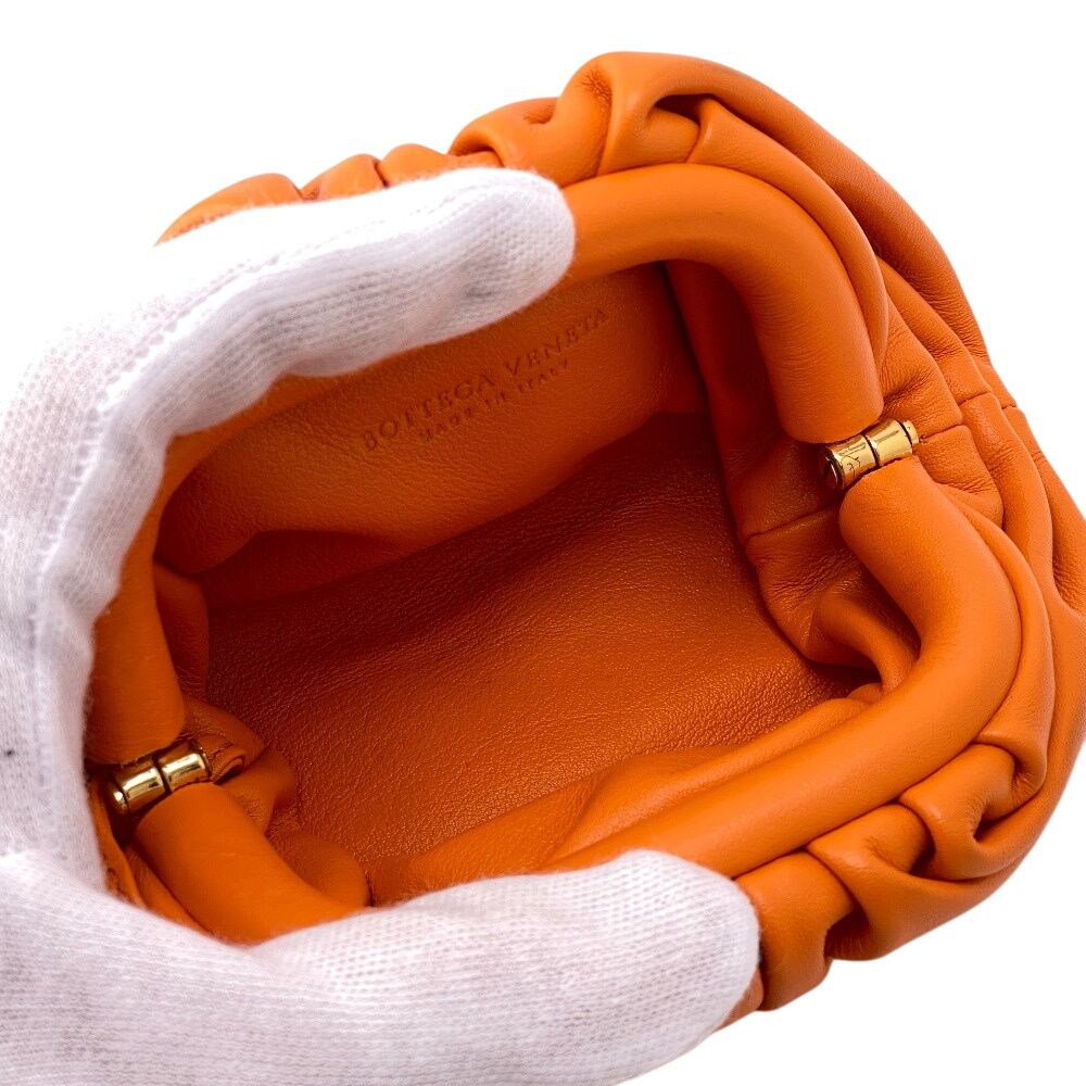 Bottega Veneta the Pouch Leather Kiss Lock Coin Case Orange — view 6