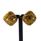 Chanel Diamond CC Logo Earrings Gold — view 4