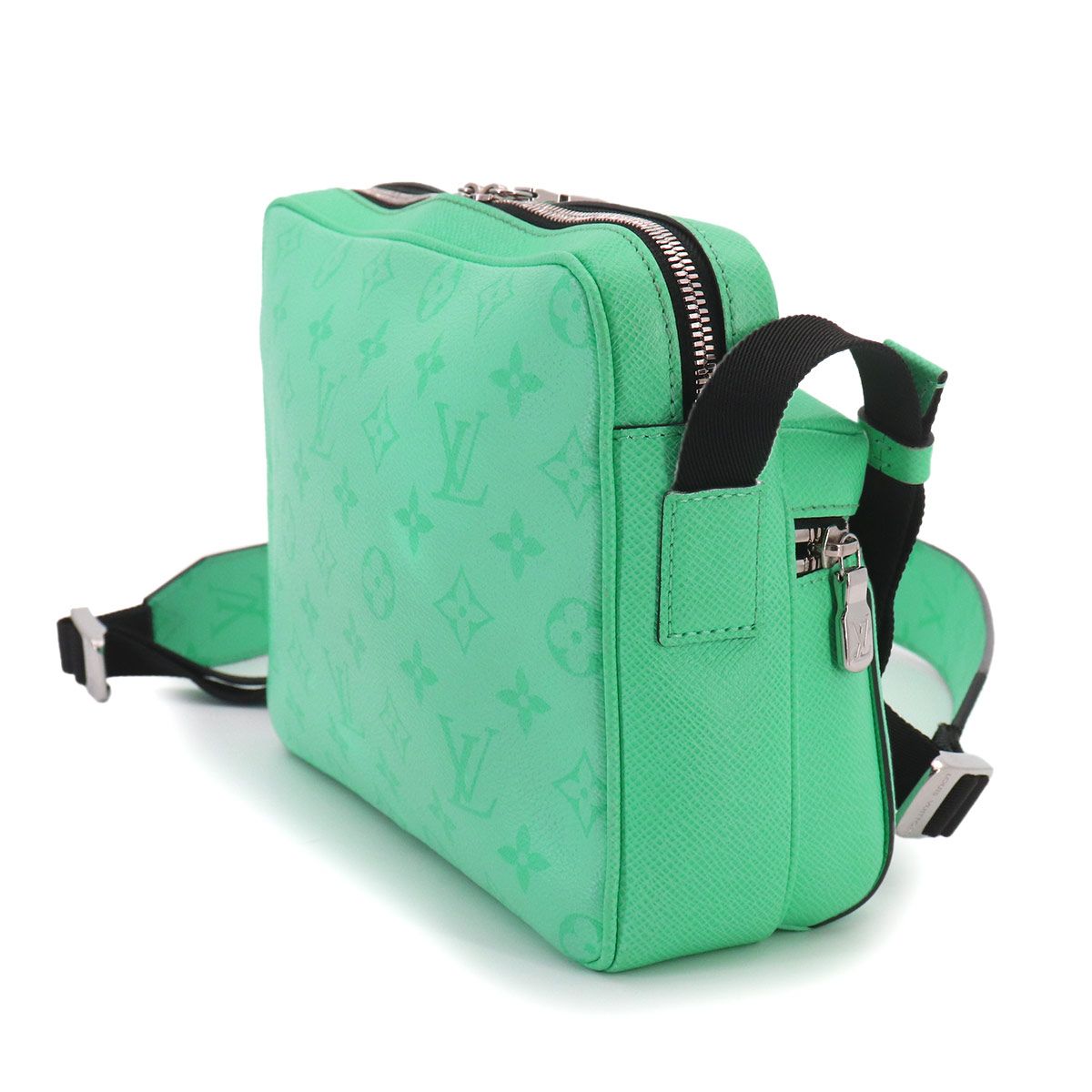 Louis Vuitton Taigarama Outdoor Messenger PM Shoulder Bag Miami Green — view 3