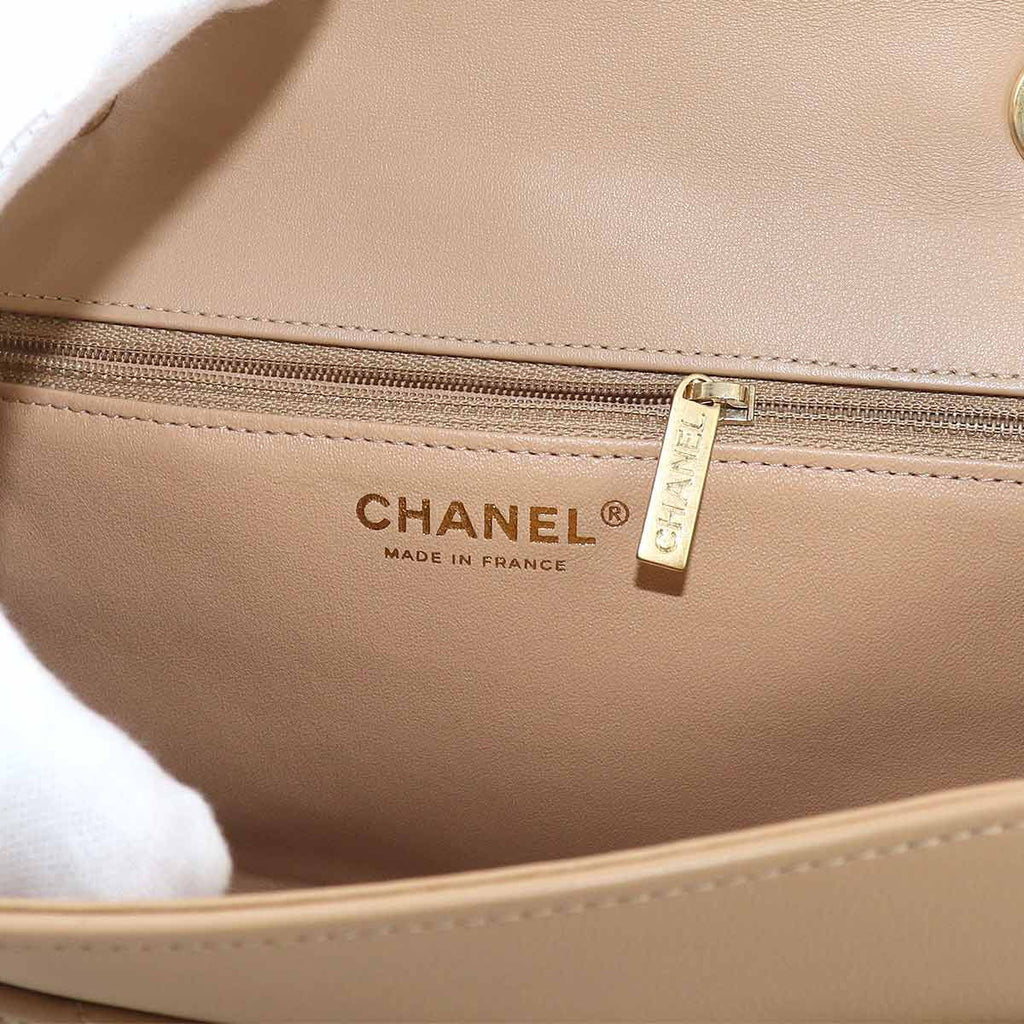 Chanel Golden Class CC Quilted Blanc Stitch 2-Way Hand Chain Shoulder — view 7