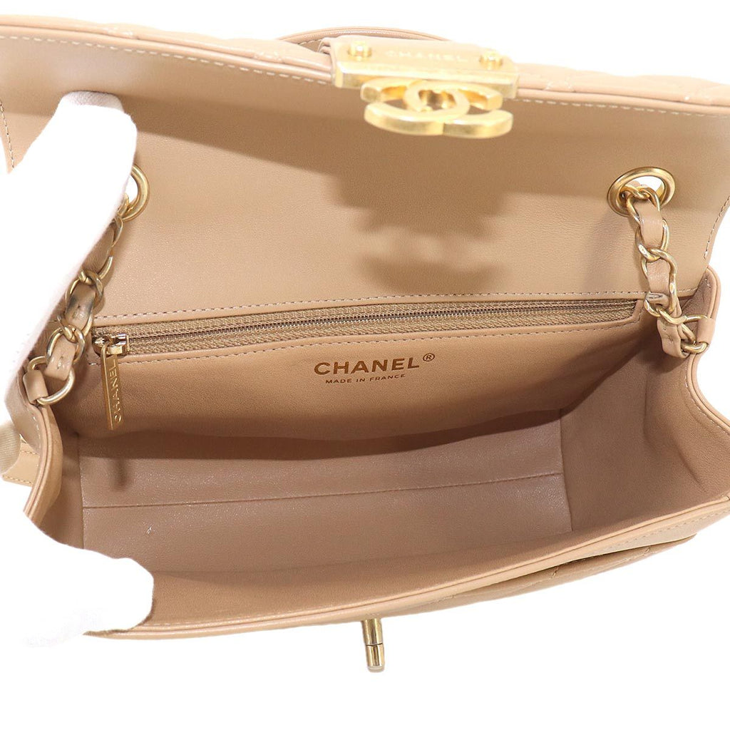 Chanel Golden Class CC Quilted Blanc Stitch 2-Way Hand Chain Shoulder — view 6