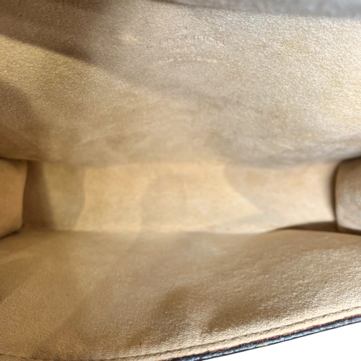 Louis Vuitton Pochette Florentine Monogram Canvas — view 6
