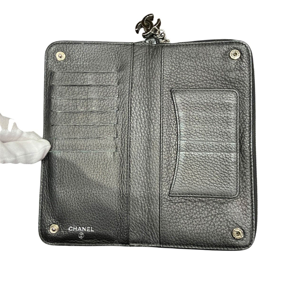 Chanel CC Logo Wallet Leather — view 3