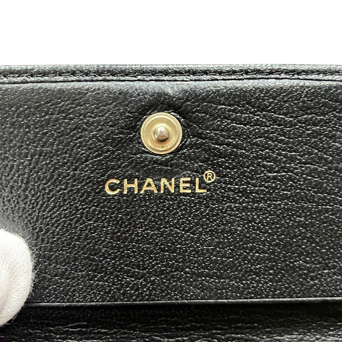Chanel CC Logo Trifold Wallet Leather — view 4