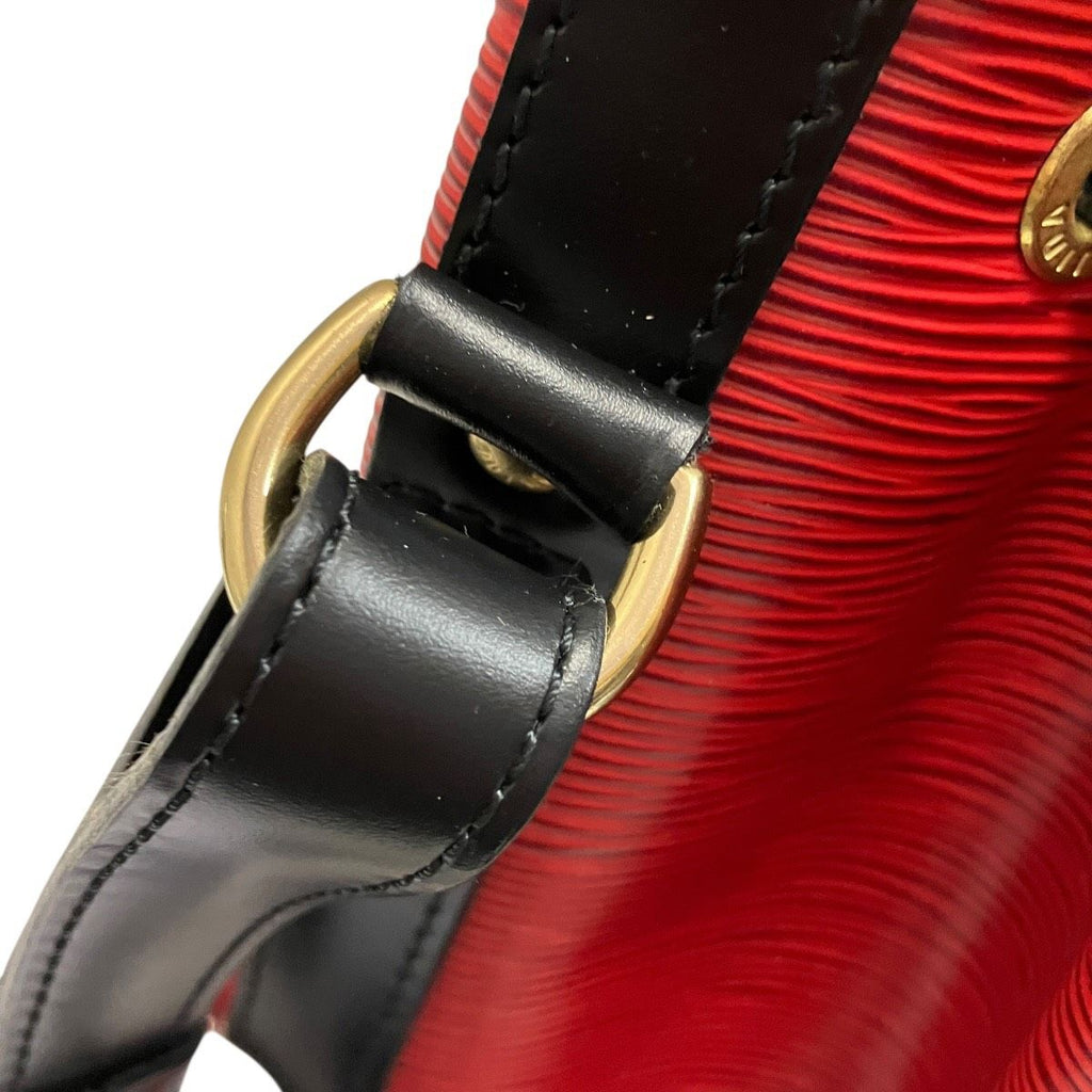 Louis Vuitton Epi Shoulder Bag Leather — view 8