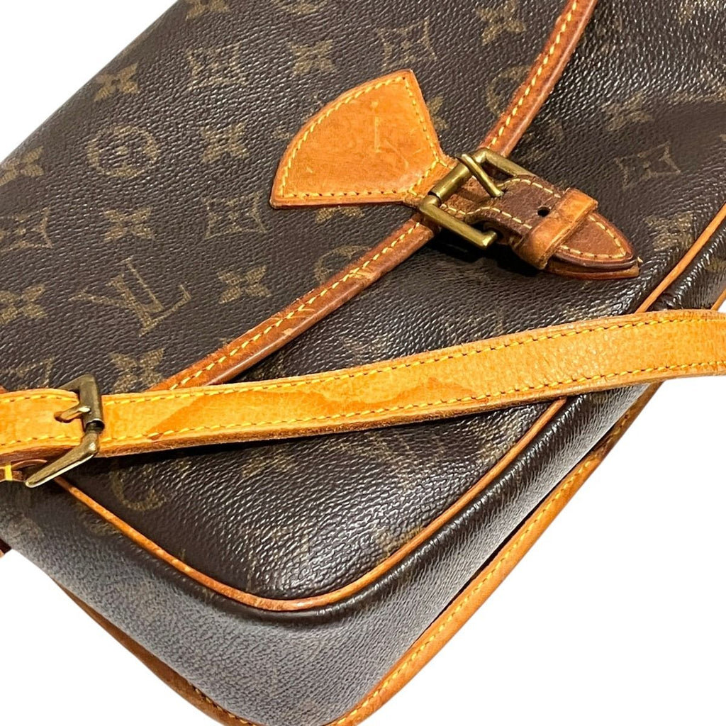 Louis Vuitton Sologne Monogram Shoulder Bag Canvas — view 9
