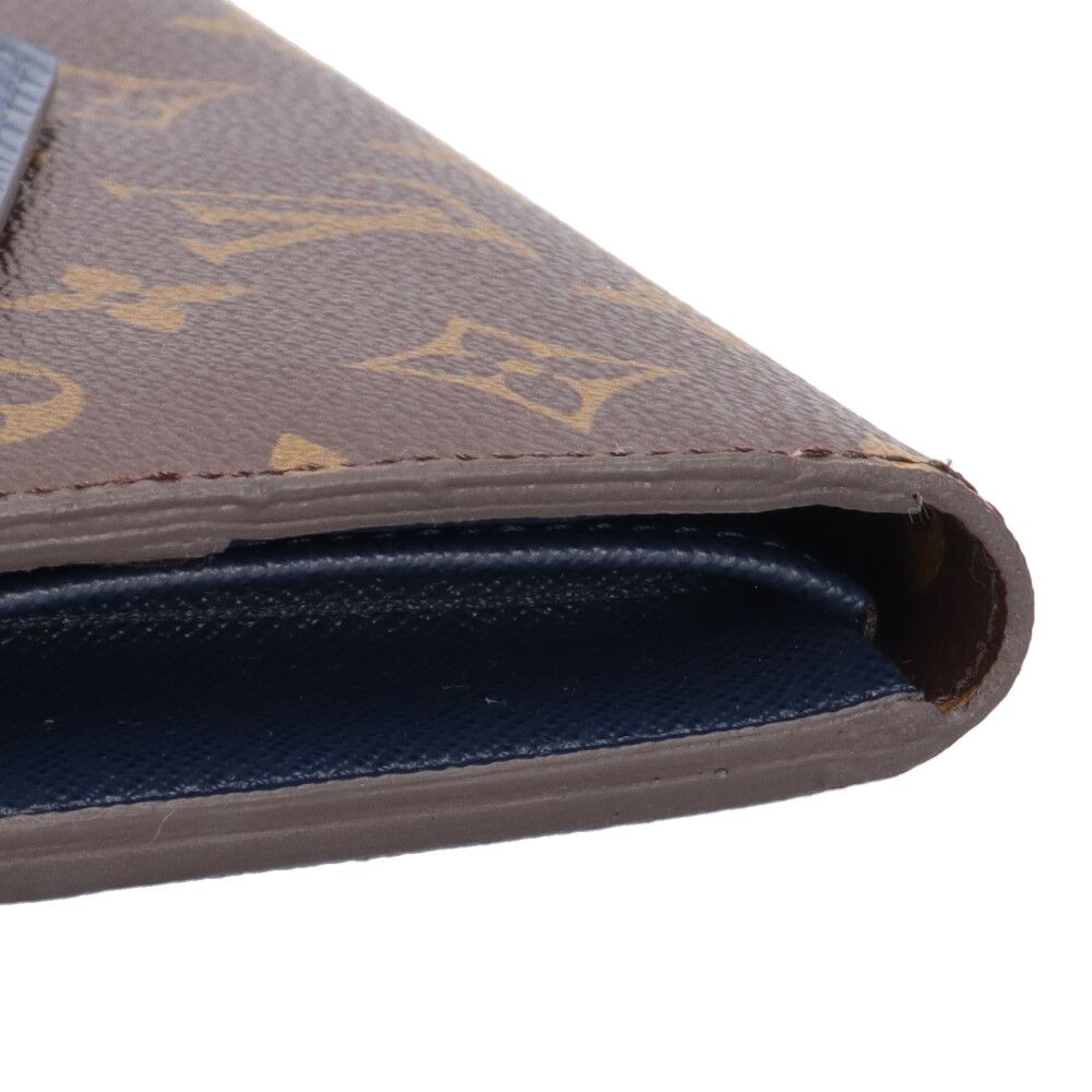Louis Vuitton Portefeuille Marie le Long Epi Monogram Wallet — view 7
