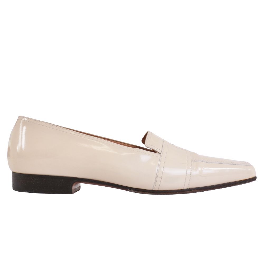 Hermes Loafers Moccasins Logo Enamel Leather Shoes — view 6